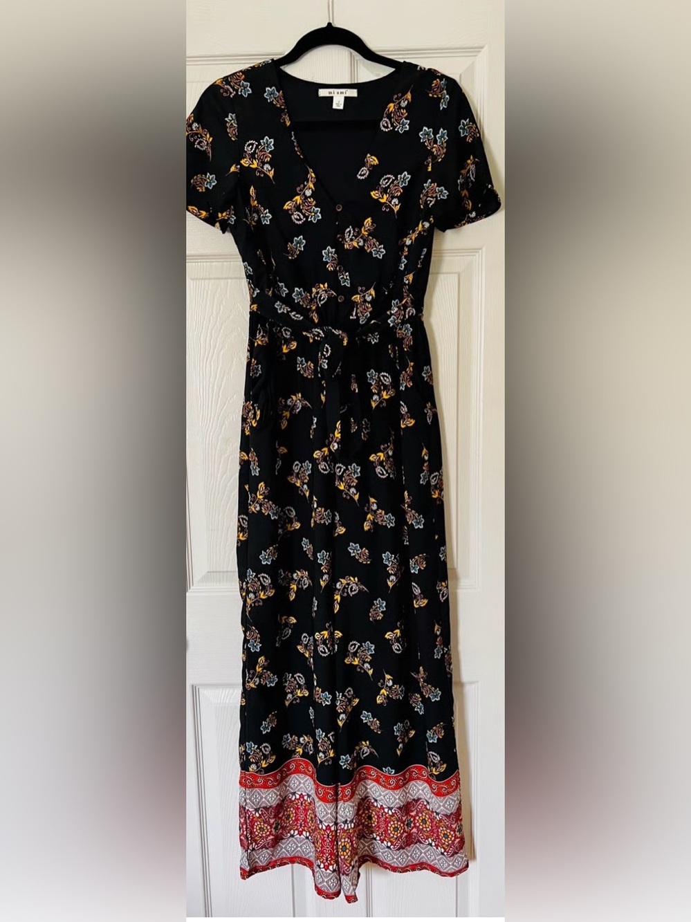 Mi A Mi Francesca’s Womens XS Black Floral Boho V Neck Button Belted Pantsuit